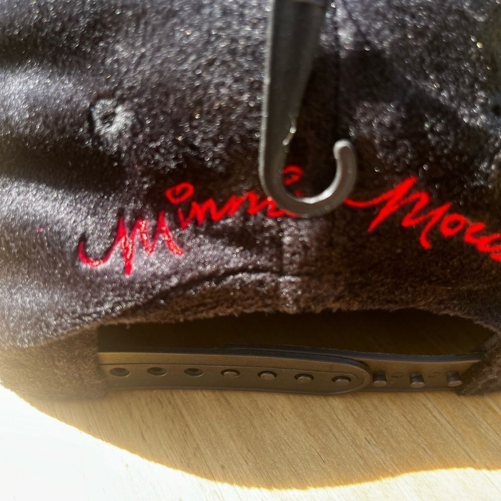 Disney Women's Minnie Mouse Hat w/ Red Polka Dot Bow Velour SOUVENIR OS GIFT NEW - Picture 10 of 11